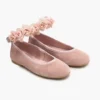 Bailarina comunion rosa con flores.