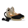 Alpargata cuña con cintas marca viguera color negro modelo 2011.