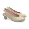 Zapato mujer salon destalonado pitillos tacon bajo color oro modelo 5750.