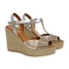 Sandalia cuña de esparyto marca viguera color combinado modelo 2150.