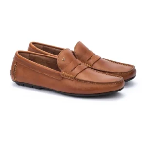 Mocasin hombre marca Martinelli modelo pacific piel color cuero.