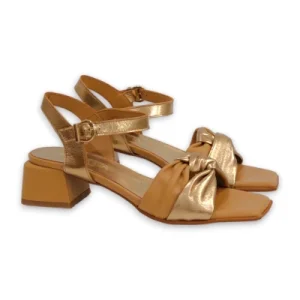 Sandalia tacon mujer marca Marlinna camel modelo 42354.
