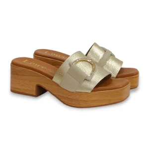 Sandalia zueco marca lince platino modelo 41759.