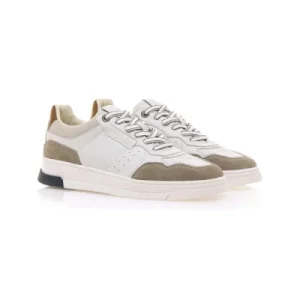 Zapatilla deportiva hombre marca mustang blanco modelo 84432.