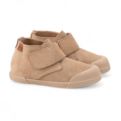 Bota igor barefoot modelo tui piel serraje color beige.