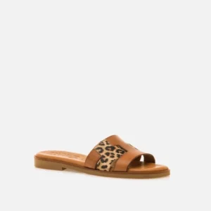 Sandalia plana mujer marca mustang modelo leopardo 54181_(1).