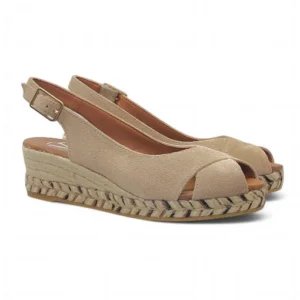 Alpargata mujer Viguera piel color beige modelo. 2230