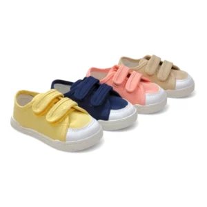 Zapatillas de tela para niños pequeños en varios colores
