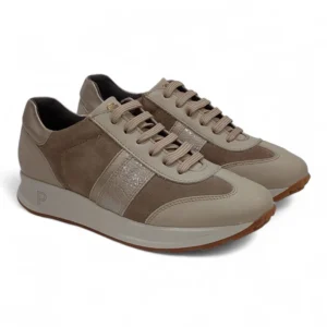 Par zapatillas Pitillos 10906 mujer, beige y serraje, calzado casual cómodo de piel.
