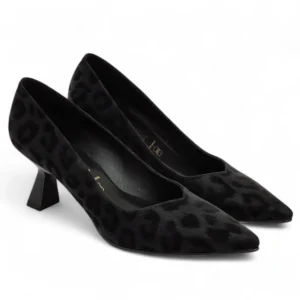 Salón Negro de Mujer Daniela Vega 2333 Piel Estampado Leopardo, Tacón medio geométrico, Punta Afilada.