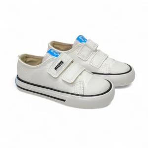 zapatillas infantiles Mustang Free Baby de color blanco, cierre con velcro y suela de goma con rayas negras.