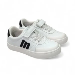 zapatilla deportiva Mustang 81220 de niño, color blanco, con logo lateral.