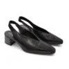 Zapato de salón destalonado para mujer DChicas 4861 en piel grabada color negro con tacón bloque.