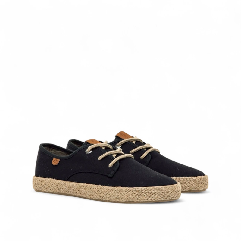 Zapatillas de esparto para hombre Mustang en color azul marino con cordones y suela de yute trenzado.