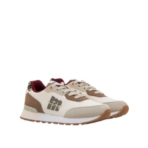 Zapatillas Mustang 60908 de mujer en color beige con detalles de animal print y suela dentada.