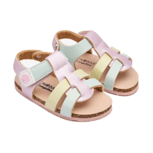 Par de sandalias multicolor para bebé Conguitos Tecnobaby con tiras en tonos pastel y suela de corcho ergonómica.