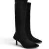 Par de botas altas de mujer D'angela en licra de color negro con tacon fino fino y puntera afilada.