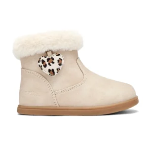 Bota nina respetuosa Conguitos Osito 156010 beige con detalle de corazon leopardo