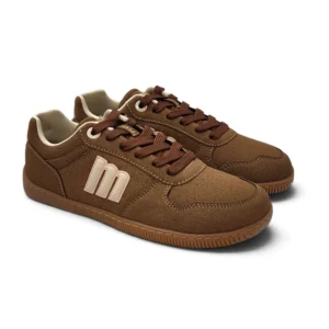 Zapatillas barefoot para mujer Mustang Free 60840 en color marrón con detalle de logotipo m